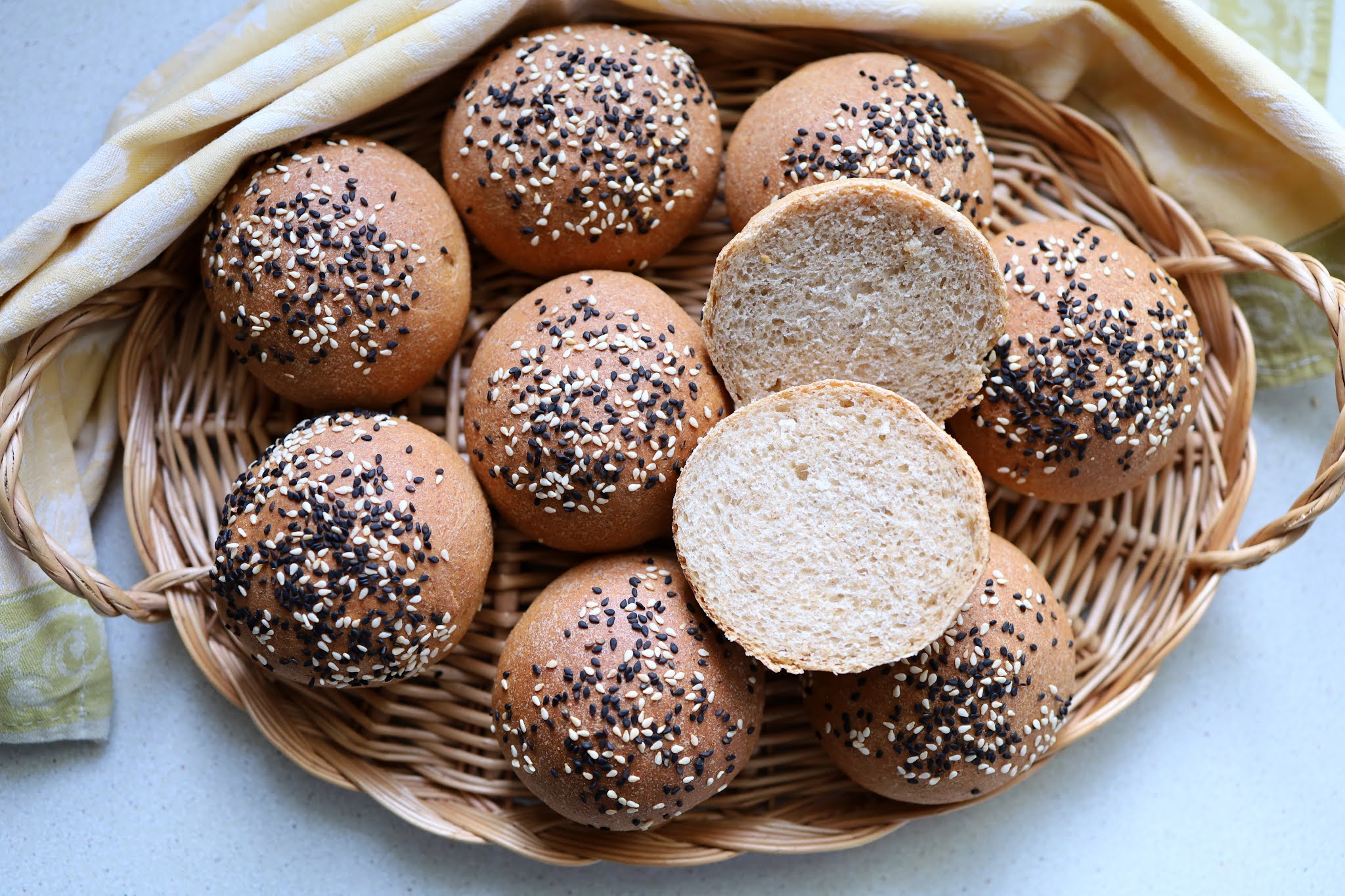 Булочки из цельнозерновой муки